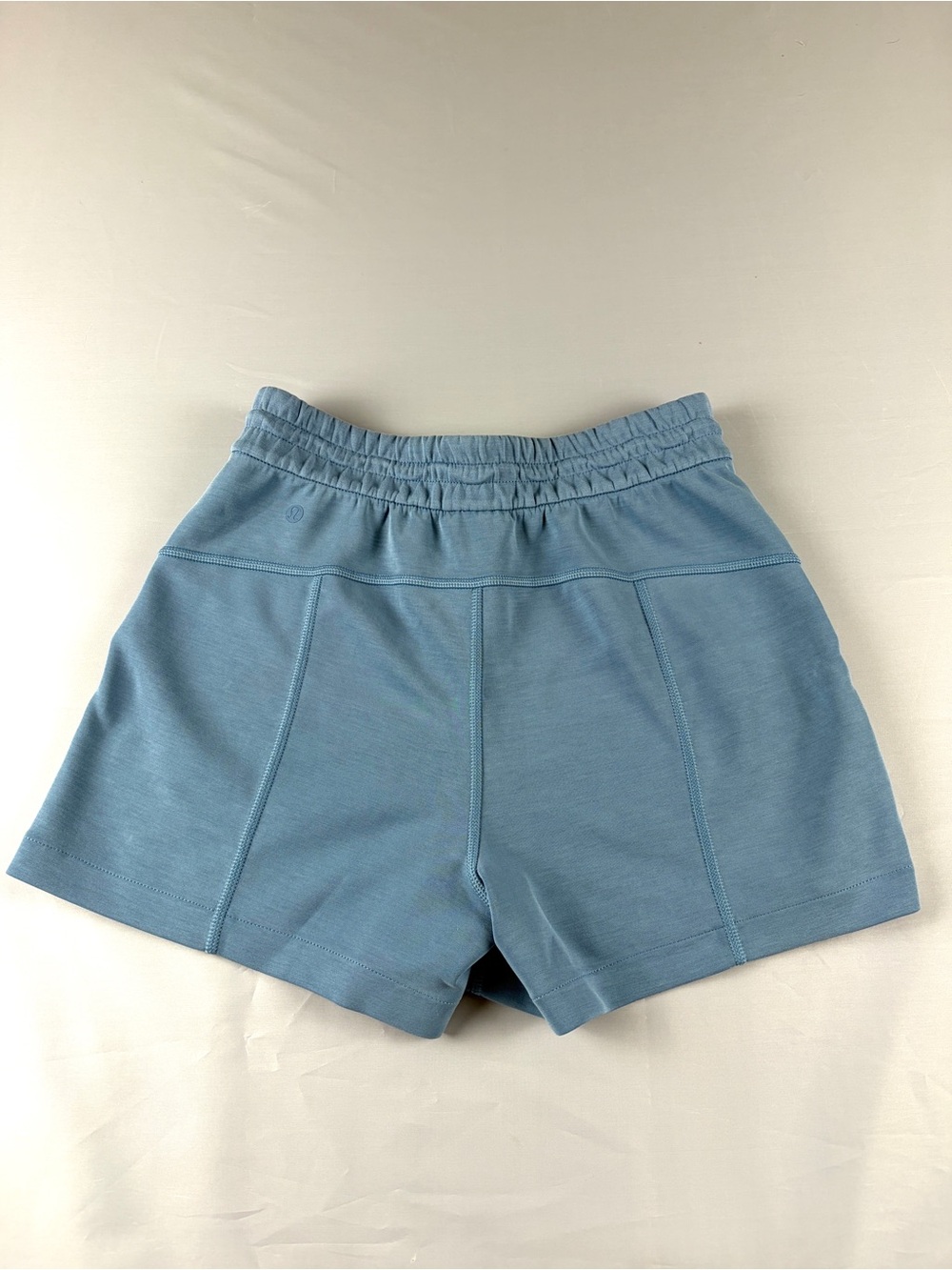 Lululemon Softstreme High Rise Short 4” Blue size 4